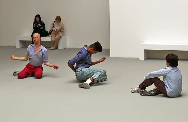 Tino Sehgal et ses performances hypnotiques